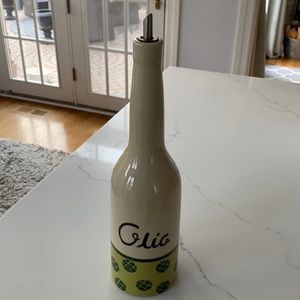 Crate&Barrel Olive Oil “Olio” Dispenser